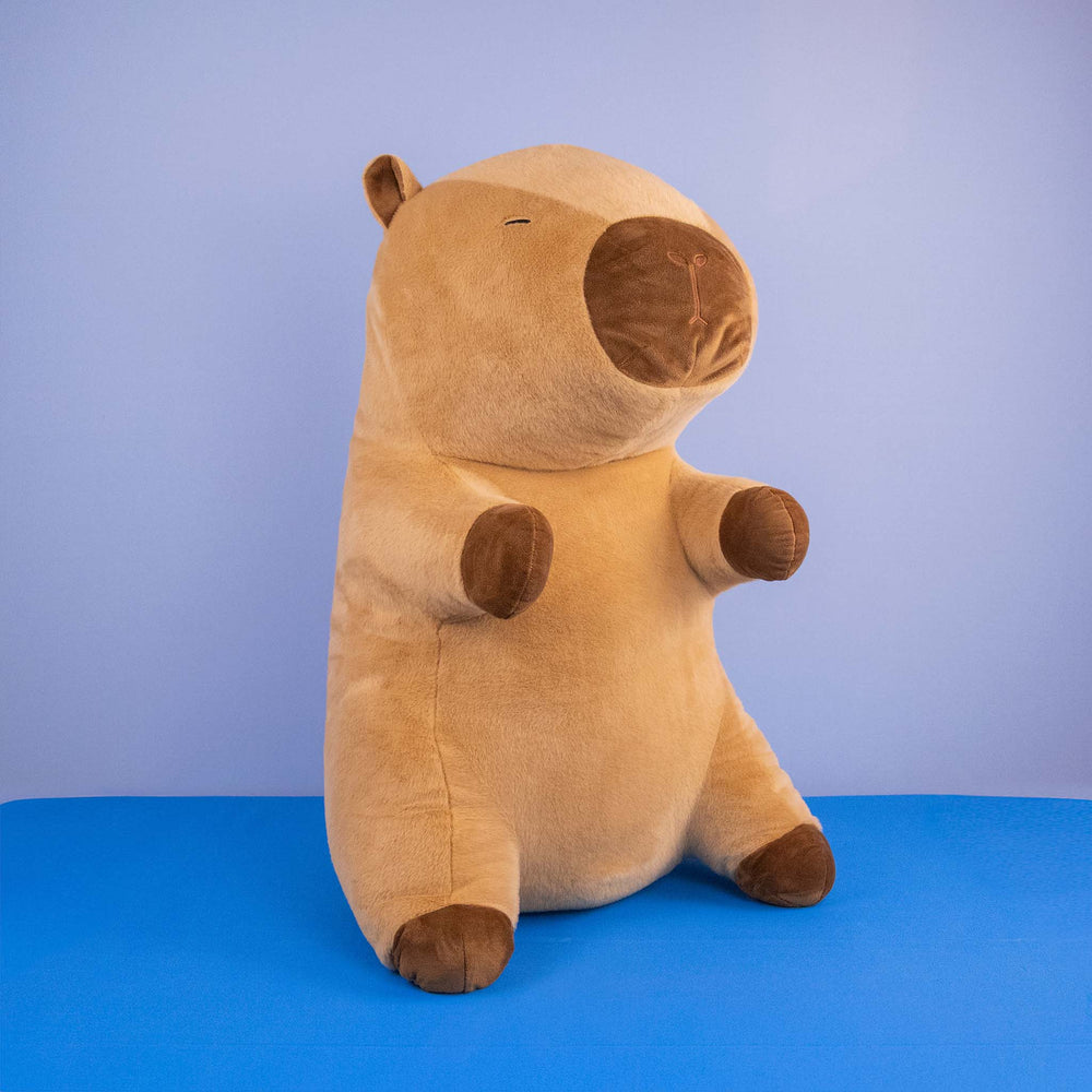 Capibara de peluche gigante, color café extra suave