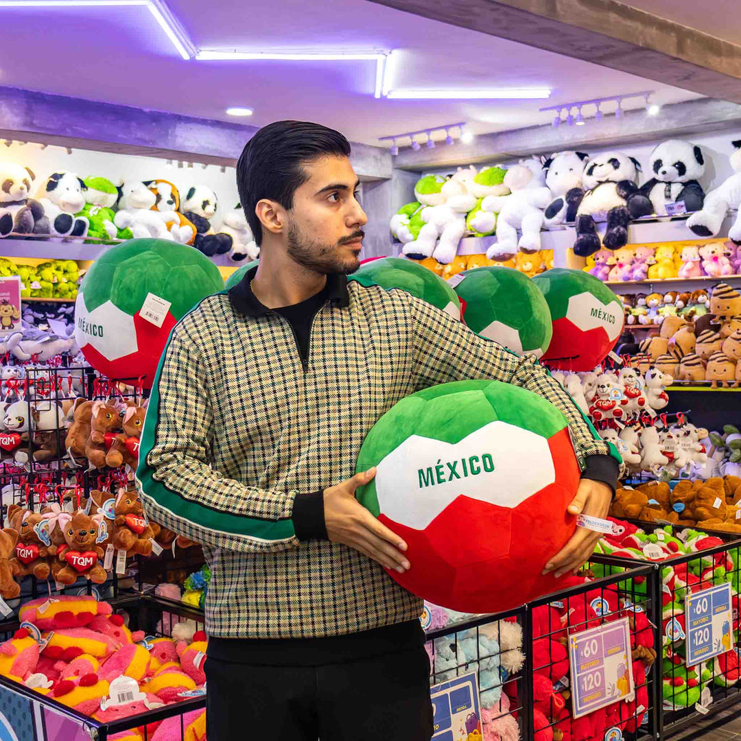 Peluches para el mundial. Peluche de balón país México