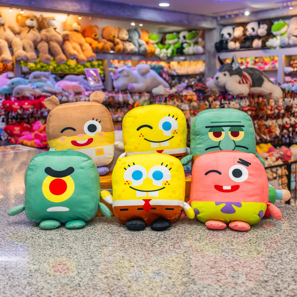 Bob Esponja de peluche Kawaii Cubes 18 cm, peluches de licencias. Personajes de Bob esponja, Calamardo, Arenita , Plantón y Patricio 