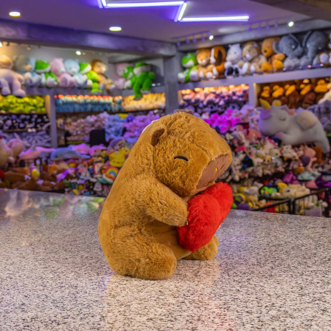 Capibara de peluche al mayoreo. Peluches de novedad para San Valentín 