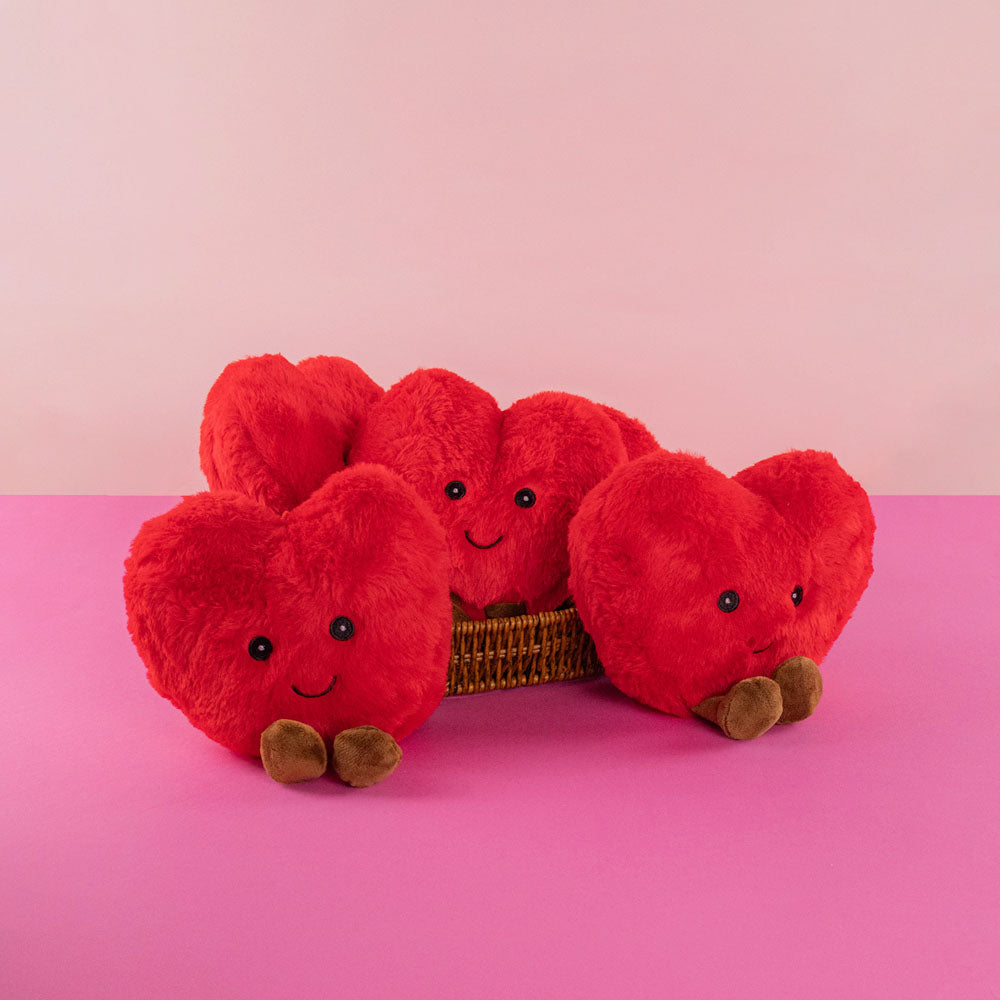 Cojín de corazón de peluche al mayoreo. Peluches para San Valentín. Tiendas de regalo