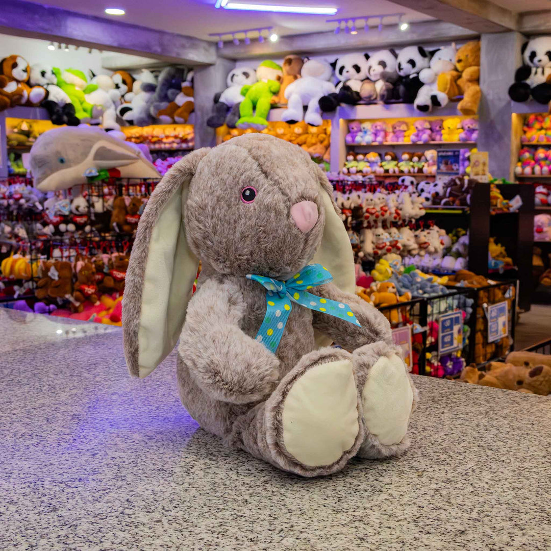 Set de 3 piezas Conejos de peluche Clásico 27 cm , conejos de peluche al mayoreo, para eventos y decoraciones