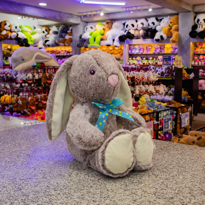 Set de 3 piezas Conejos de peluche Clásico 27 cm , conejos de peluche al mayoreo, para eventos y decoraciones