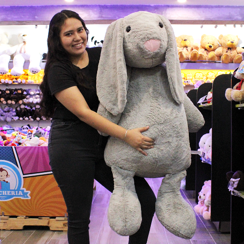 CONEJO GRIS DE PELUCHE 
