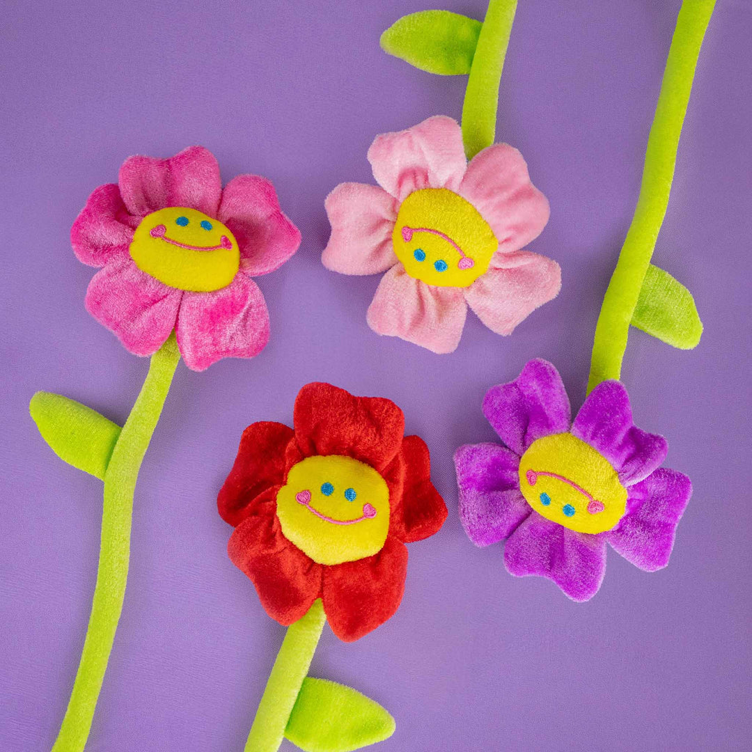 Flores de peluche perfectas para regalar en primavera, decorar eventos o coleccionar. Colores llamativos