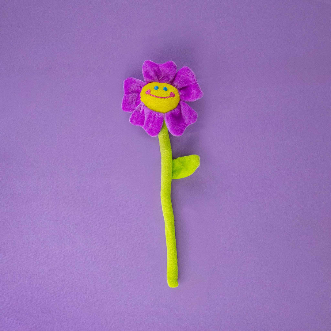 Flores de peluche perfectas para regalar en primavera, decorar eventos o coleccionar. Colores llamativos