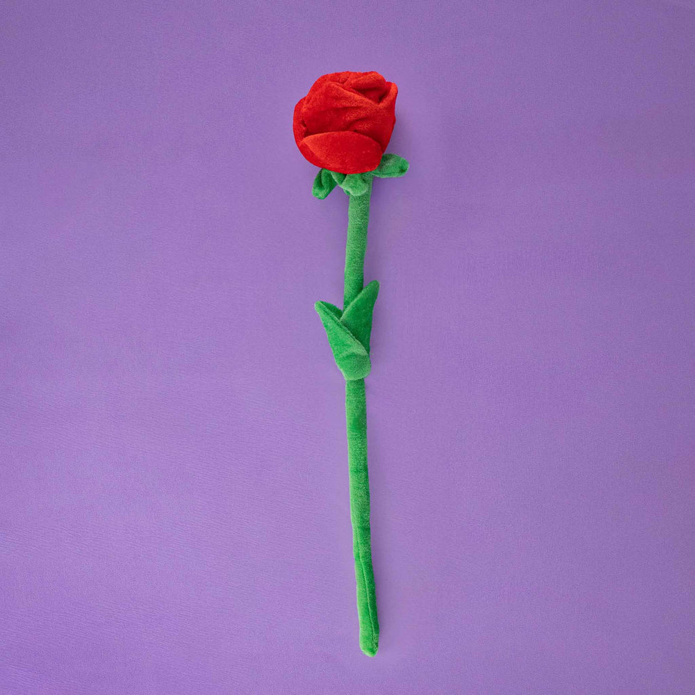 Flores de peluche perfectas para regalar en primavera, decorar eventos o coleccionar. Color rojo