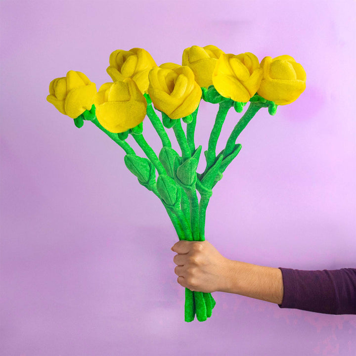 Flores de peluche perfectas para regalar en primavera, decorar eventos o coleccionar. Colores llamativos