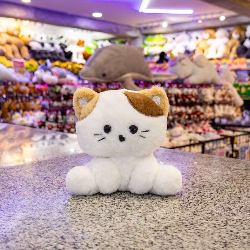Gato de peluche Tuni 15 cm PIUINIKI - Gato de peluche en color blanco con café  y beige. Peluches para bautizo y eventos