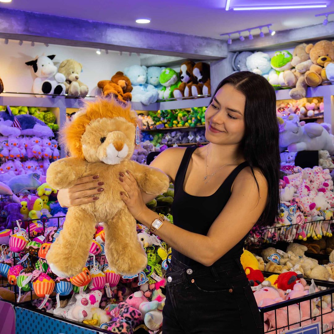León de peluche al mayoreo, perfecto para regalar a niños y niñas. Peluches al mayoreo calidad premium