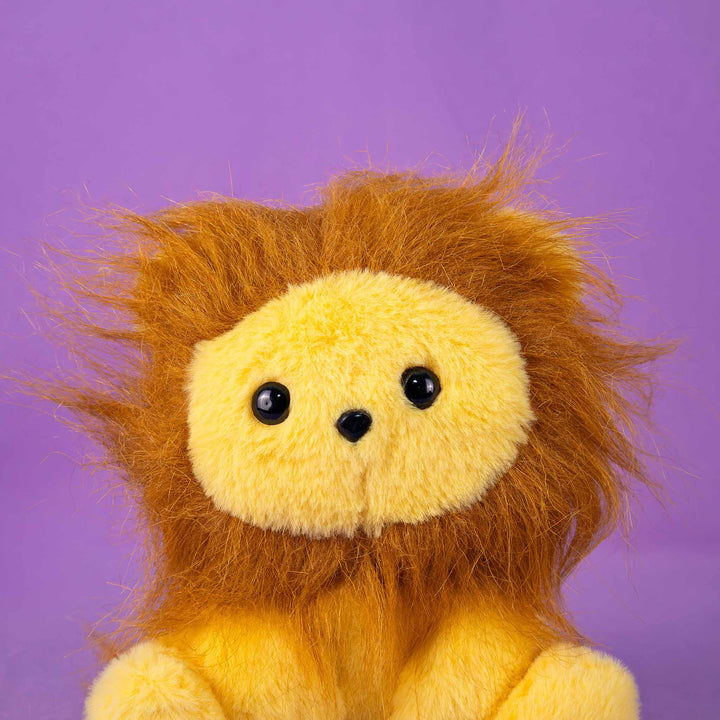 León de peluche, Peluches para baby showers, eventos y decoraciones. Tiendas de regalos y distribuidores 
