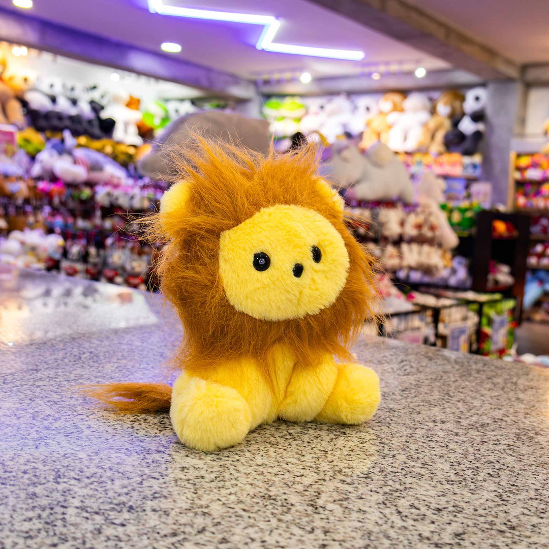 León de peluche, Peluches para baby showers, eventos y decoraciones. Tiendas de regalos y distribuidores 