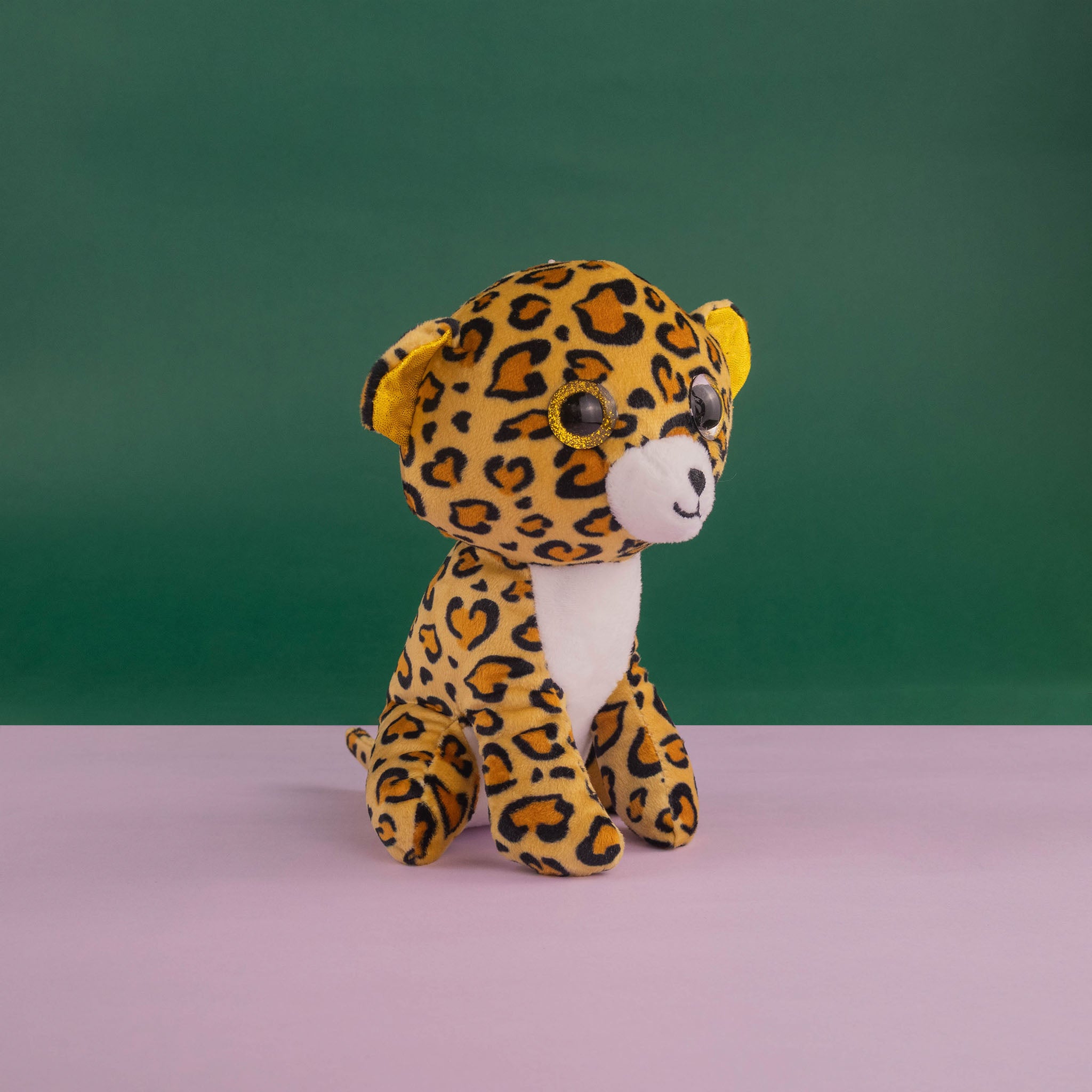 Wild Republic Cuddlekins Leopardo Cucciolo, Peluche Di Animali, 30 cm, Peluche Per Neonati, Peluche Per Regalo Di Compleanno Imbottitura Realizzata Partendo Da Bottiglie Riciclate Wild Republic Cuddlekins Leopardo Cucciolo, Peluche Di Animali, 30 cm, Peluche Per Neonati, Peluche Per Regalo Di Compleanno Imbottitura Realizzata Partendo Da Bottiglie Riciclate