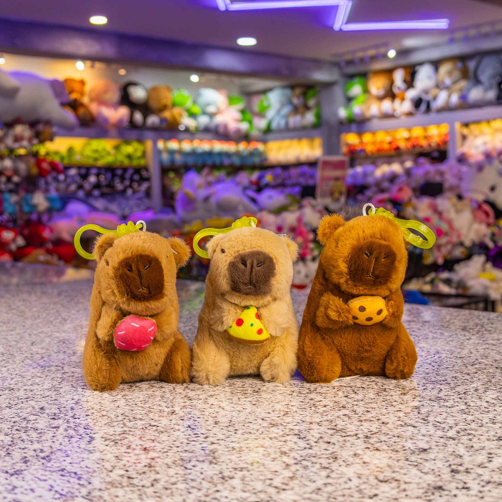 Llavero de peluche al mayoreo. ideal para tiendas de regalos y distribuidores. Peluches de capibaras
