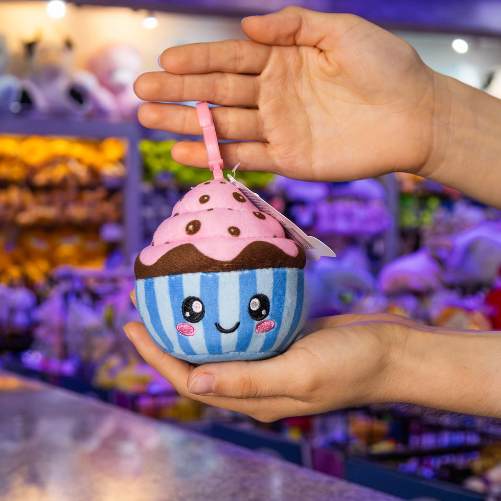 Llavero de peluche , ideal para regalar o coleccionar 