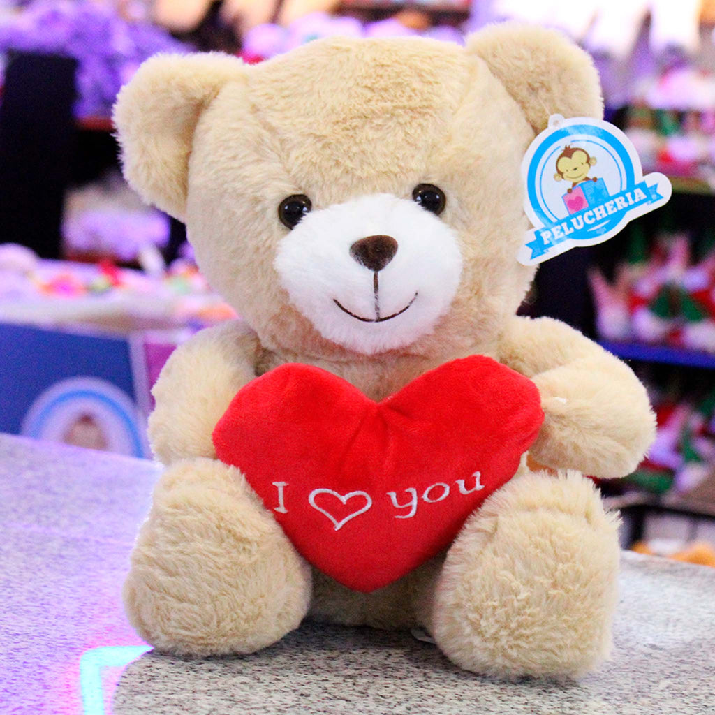Osos de peluche suaves y abrazables perfectos para regalar en San Valentín 