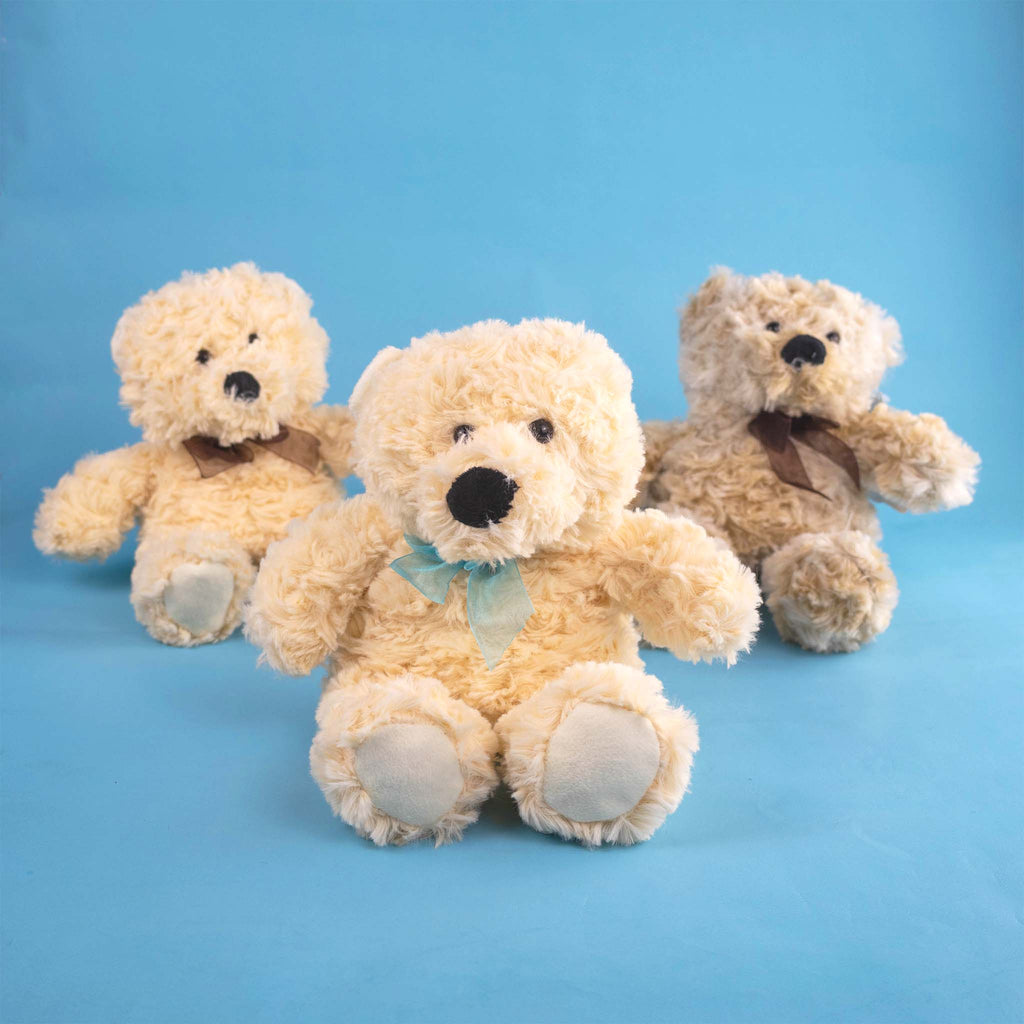 Oso de peluche color café suave y clásico, ideal para regalo. Peluches al mayoreo, ideal para baby shower y eventos. 