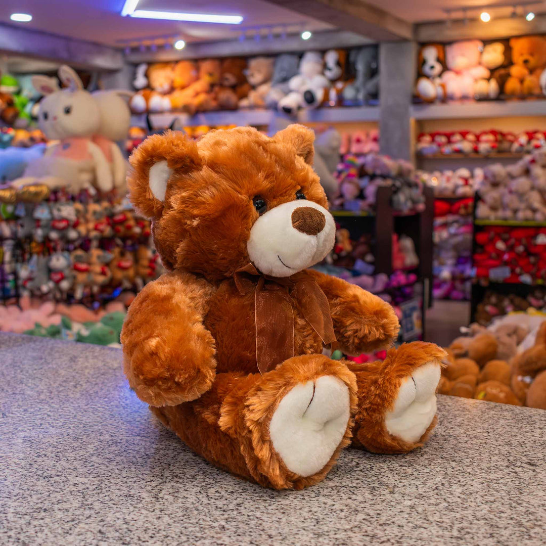 Oso de peluche super suave y abrazable. Ideal para regalar, para eventos, baby showers y fiestas. 