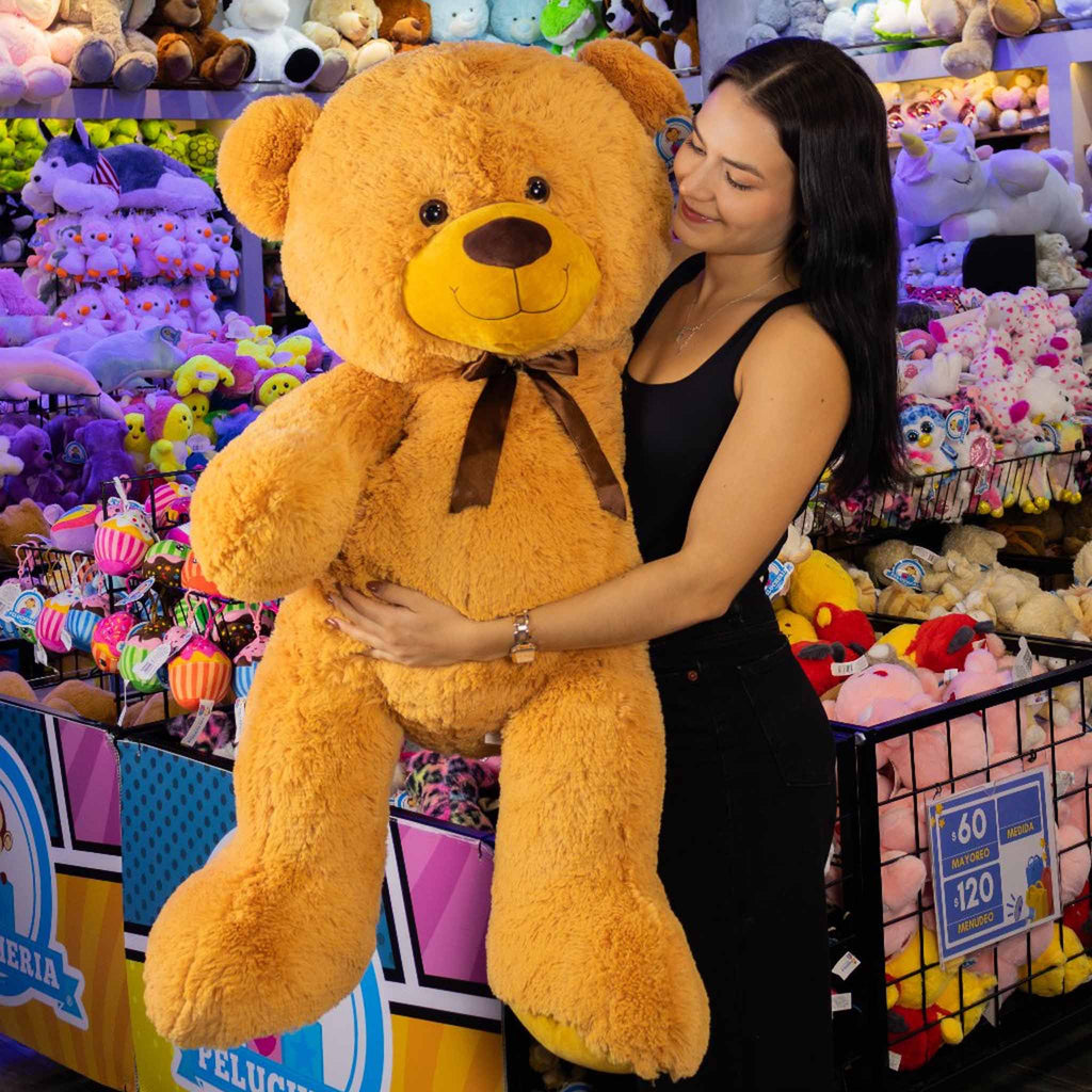 Oso de peluche gigante super suave y abrazable. Ideal para regalar, para eventos, baby showers y fiestas. 