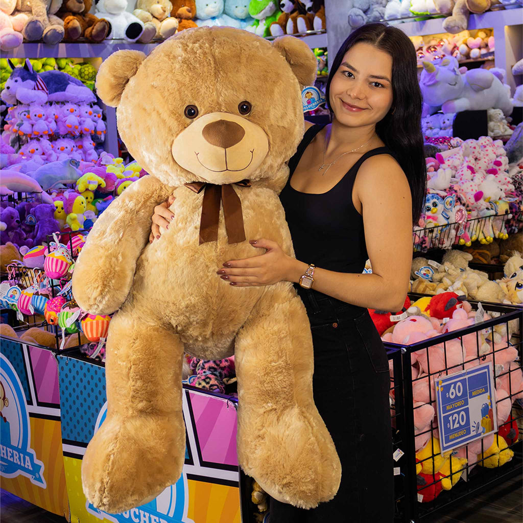 Oso de peluche gigante super suave y abrazable. Ideal para regalar, para eventos, baby showers y fiestas. 