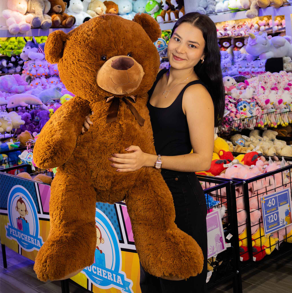 Oso de peluche gigante super suave y abrazable. Ideal para regalar, para eventos, baby showers y fiestas. 