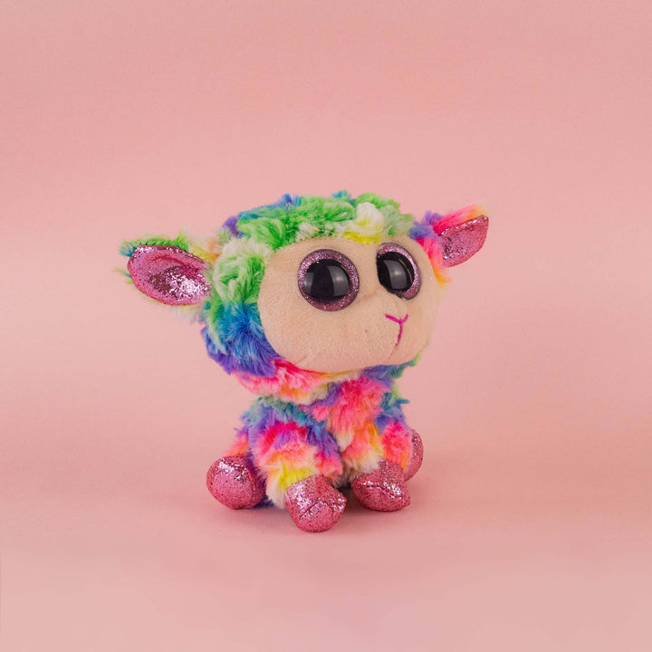 Borrego de peluche Tiedye Titi 15 cm  colores tiedye y ojos brillantes