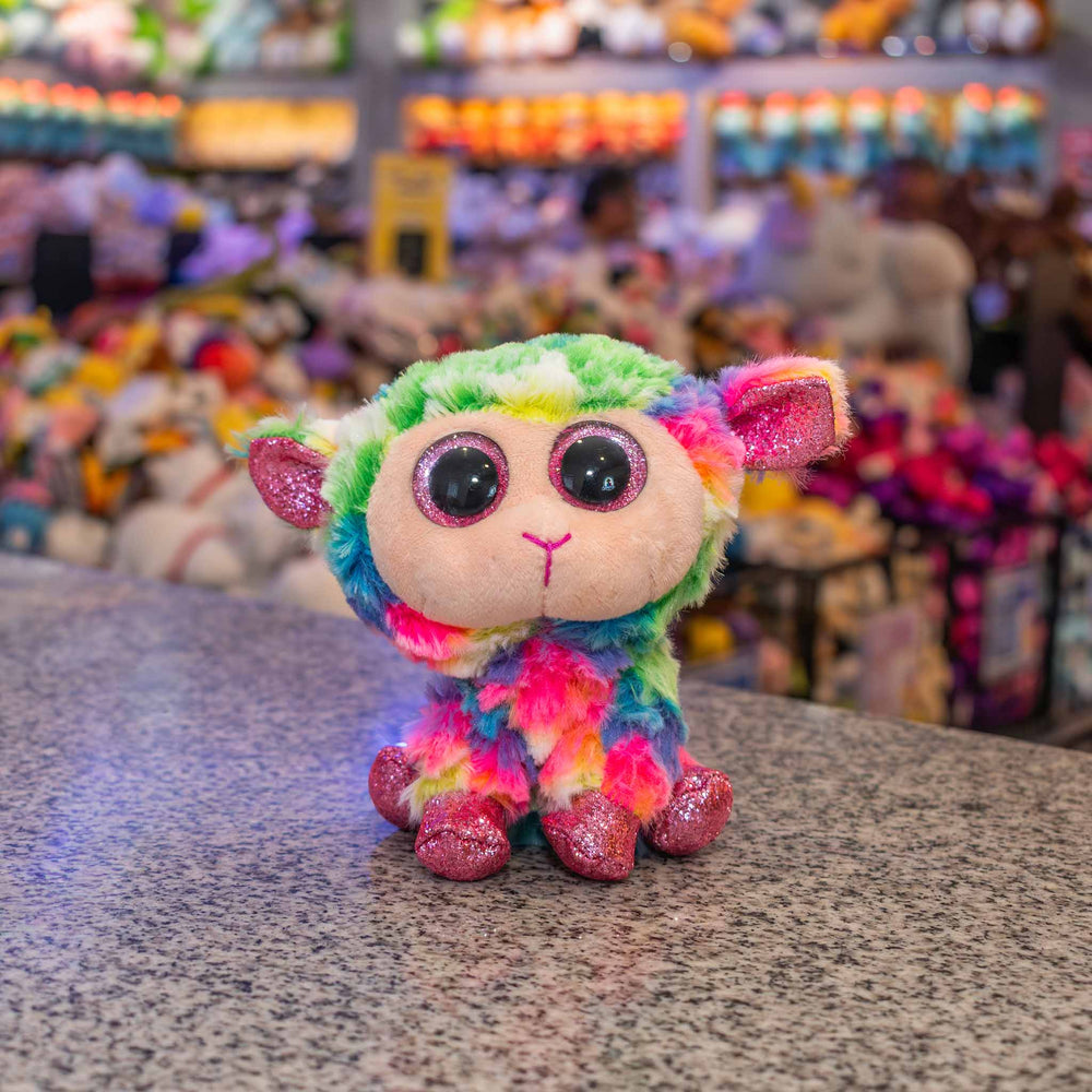 Borrego de peluche Tiedye Titi 15 cm  colores tiedye y ojos brillantes