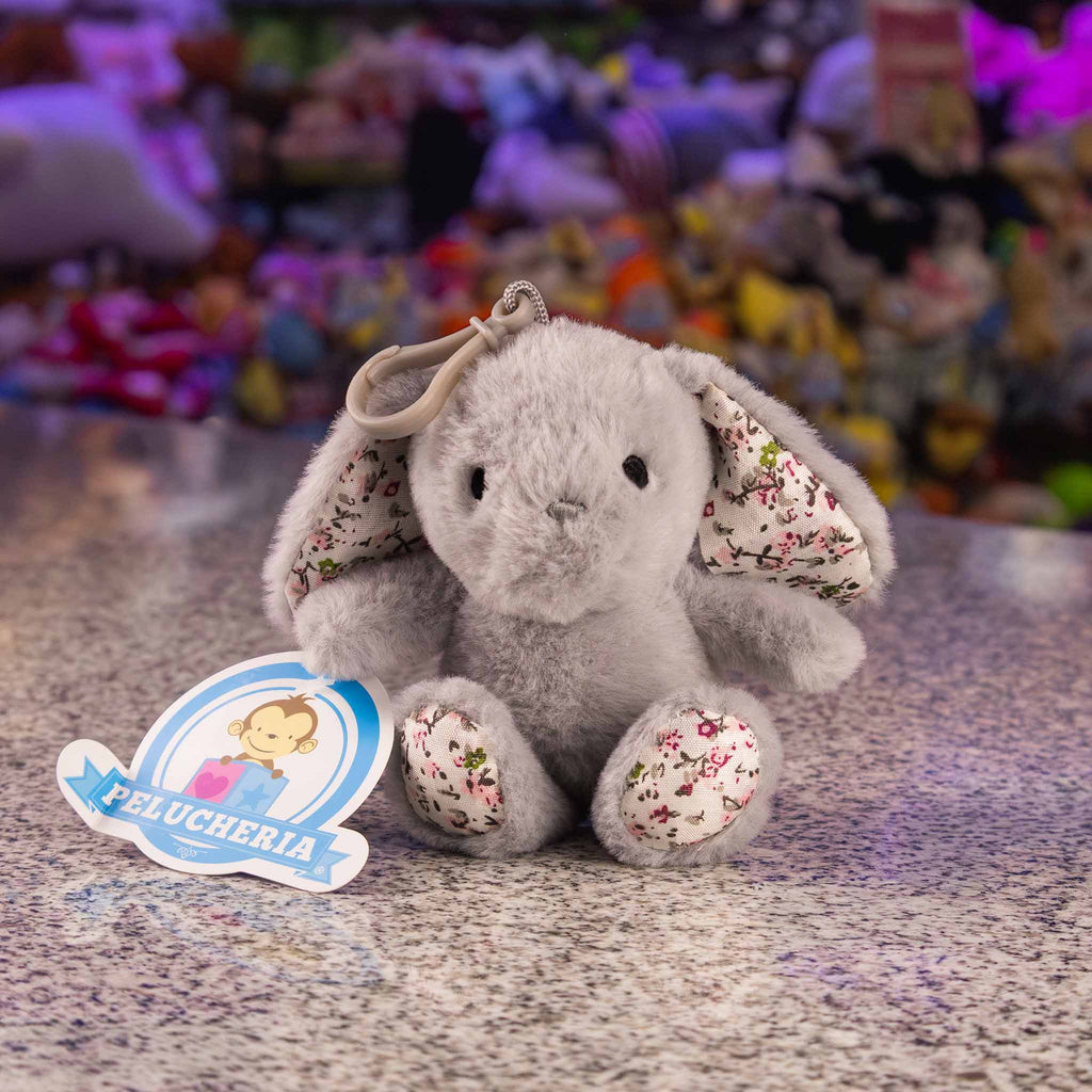Llavero Conejo de peluche al mayoreo. ideal para tiendas de regalos y distribuidores