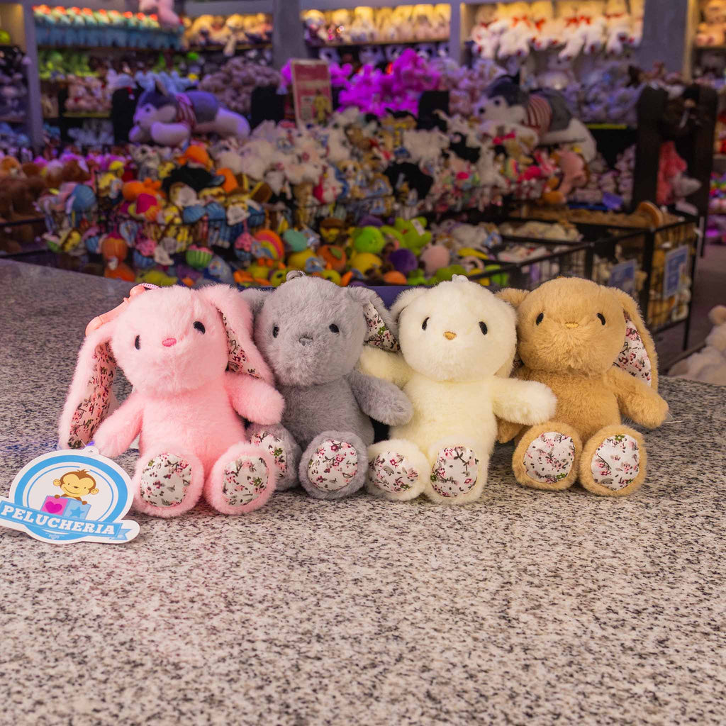 Llavero Conejo de peluche al mayoreo. ideal para tiendas de regalos y distribuidores