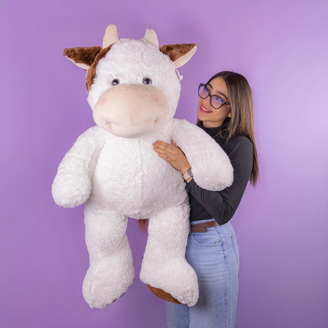 Vaca de peluche gigante 120 cm ideal para mayoristas y tiendas de regalo