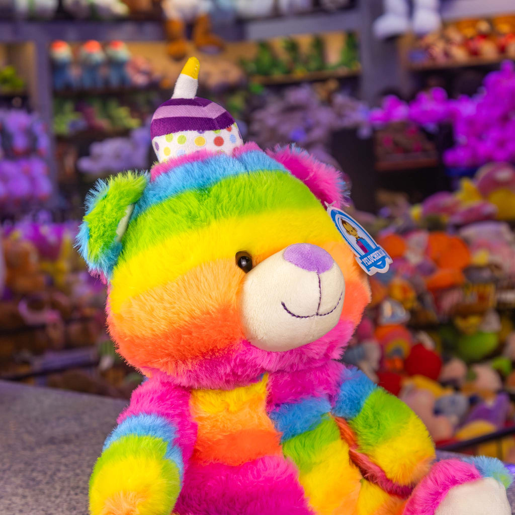 Oso de peluche HBD super suave y abrazable. Ideal para regalar en cumpleaños 