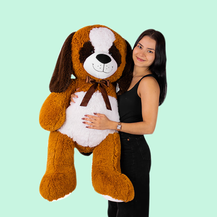 Perro de peluche gigante super suave y abrazable. Ideal para regalar, para eventos, baby showers y fiestas. 