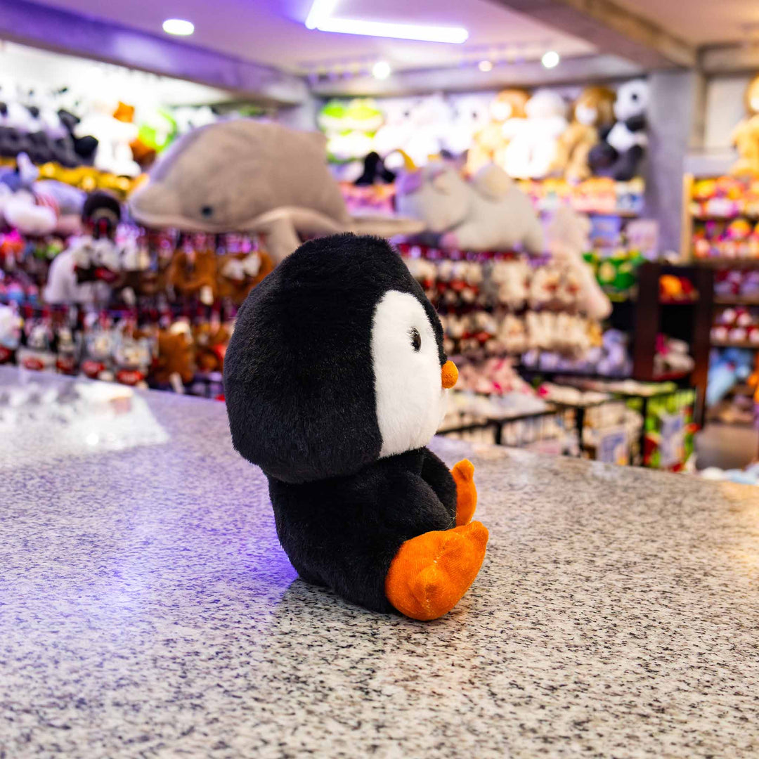 Peluche de pingüino , pingüino de peluche Peluches para baby showers, eventos y decoraciones. Tiendas de regalos y distribuidores 