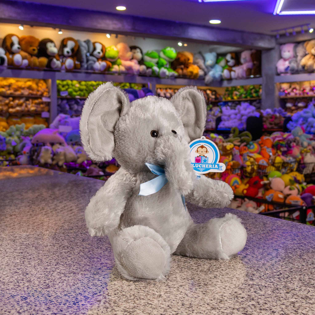 Elefante de peluche gris calidad premium ultra suave y abrazable. 