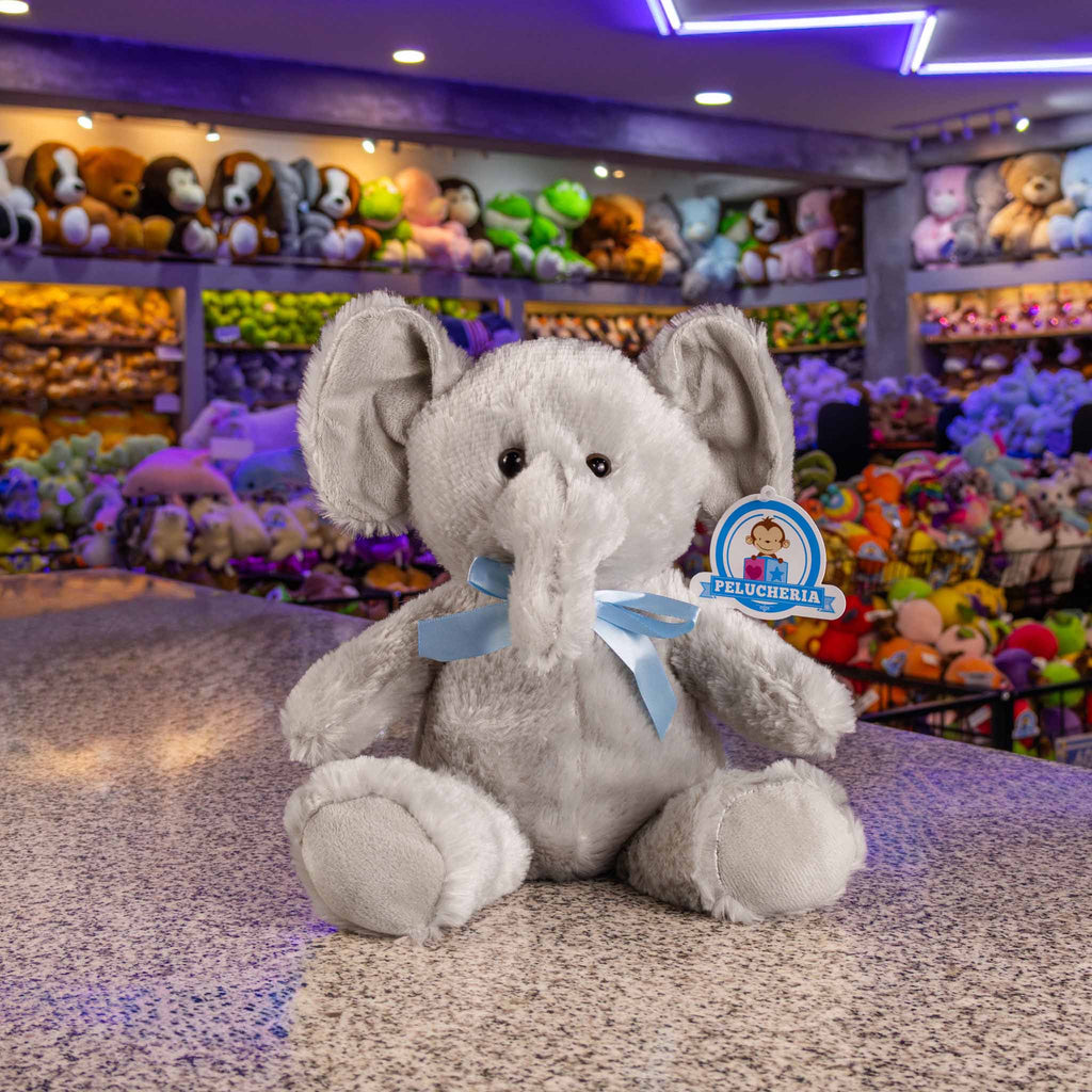 Elefante de peluche gris calidad premium ultra suave y abrazable. 