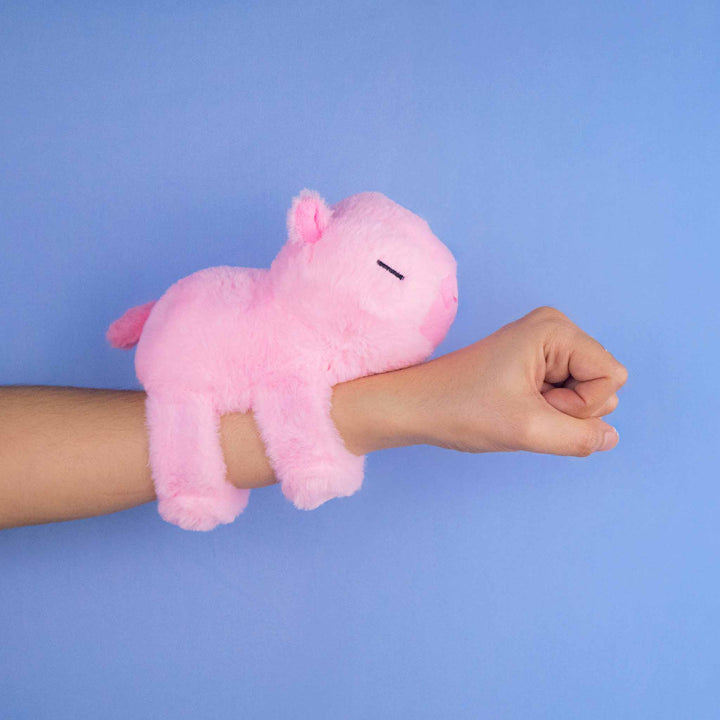 Straps de peluches, peluches de novedad. Capibara de peluche al mayoreo. 