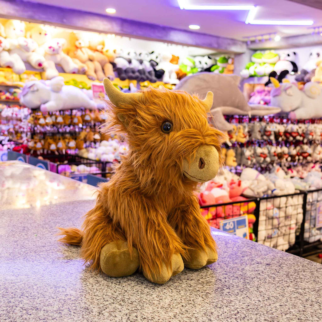 Toro de peluche Bruno 30 cm. Peluche de toro color café con cuernos , extra suave
