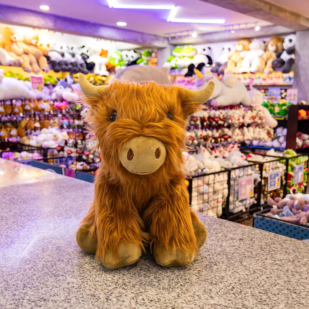 Toro de peluche Bruno 30 cm. Peluche de toro color café con cuernos , extra suave