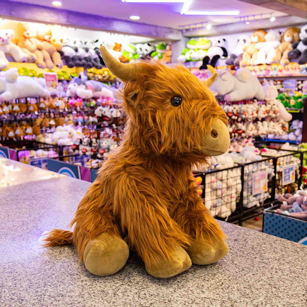 Toro de peluche Bruno 40 cm. Peluche de toro color café con cuernos , extra suave