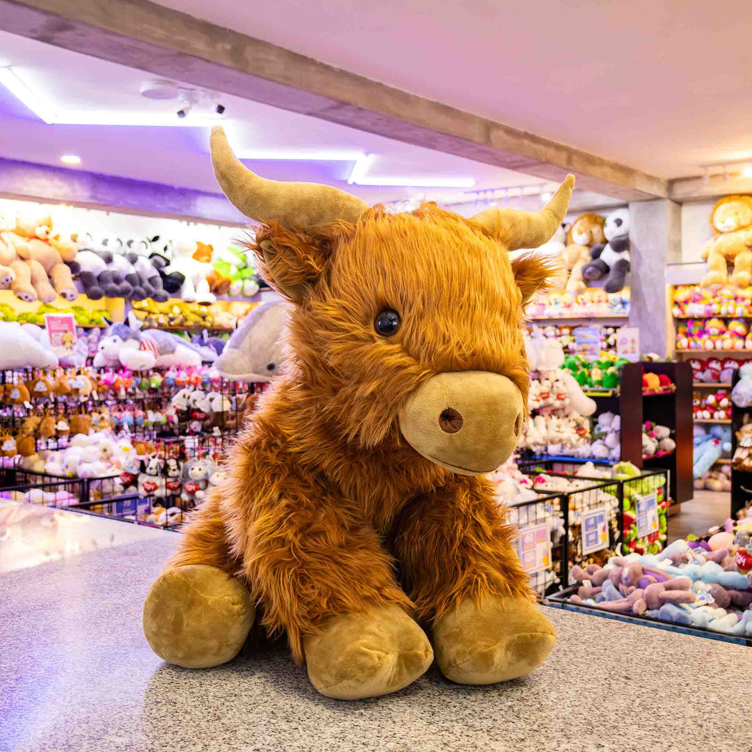 Toro de peluche Bruno 60 cm. Peluche de toro color café con cuernos , extra suave