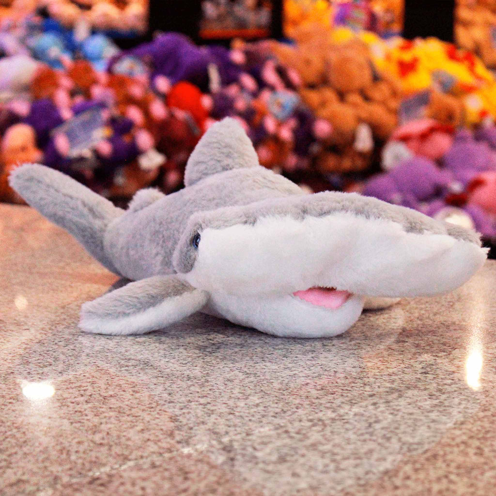 Tiburón de peluche perfecto para regalar a los fanáticos de los animales del mar