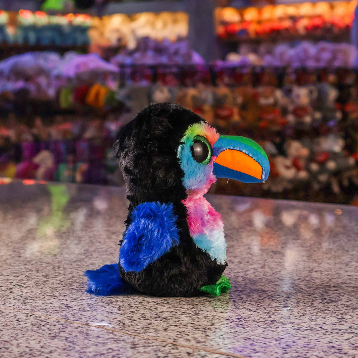 Tucán de peluche Titi 15 cm. Detalles brillantes como colores y ojos. 