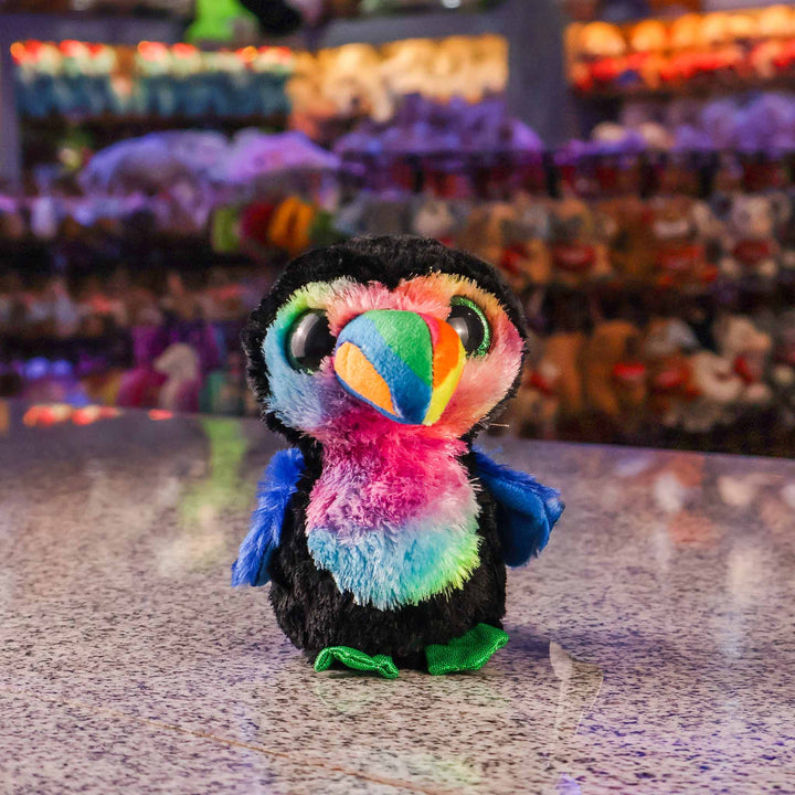 Tucán de peluche Titi 15 cm. Detalles brillantes como colores y ojos. 