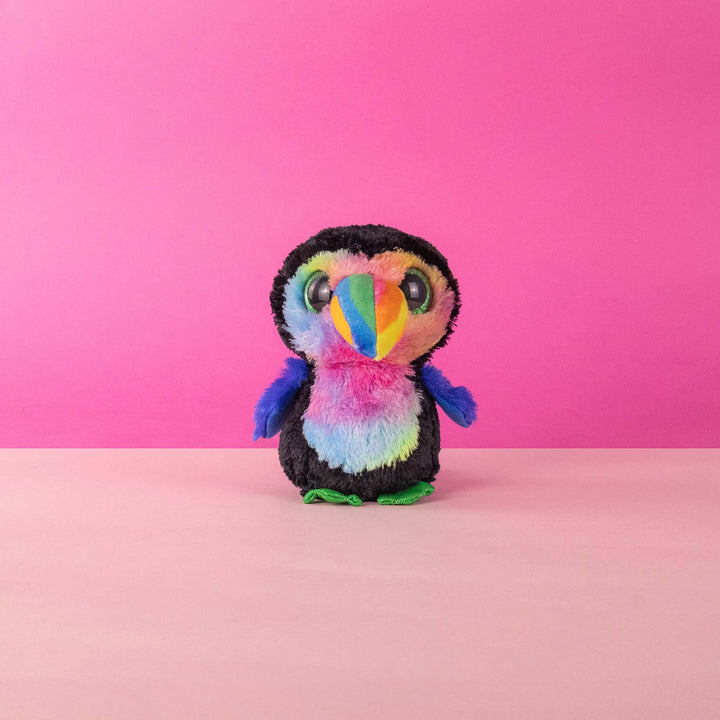 Tucán de peluche Titi 15 cm. Detalles brillantes como colores y ojos. 