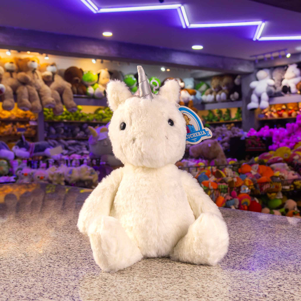Unicornio de peluche, ideal para eventos, baby shower, centros de mesas o para regalos. 