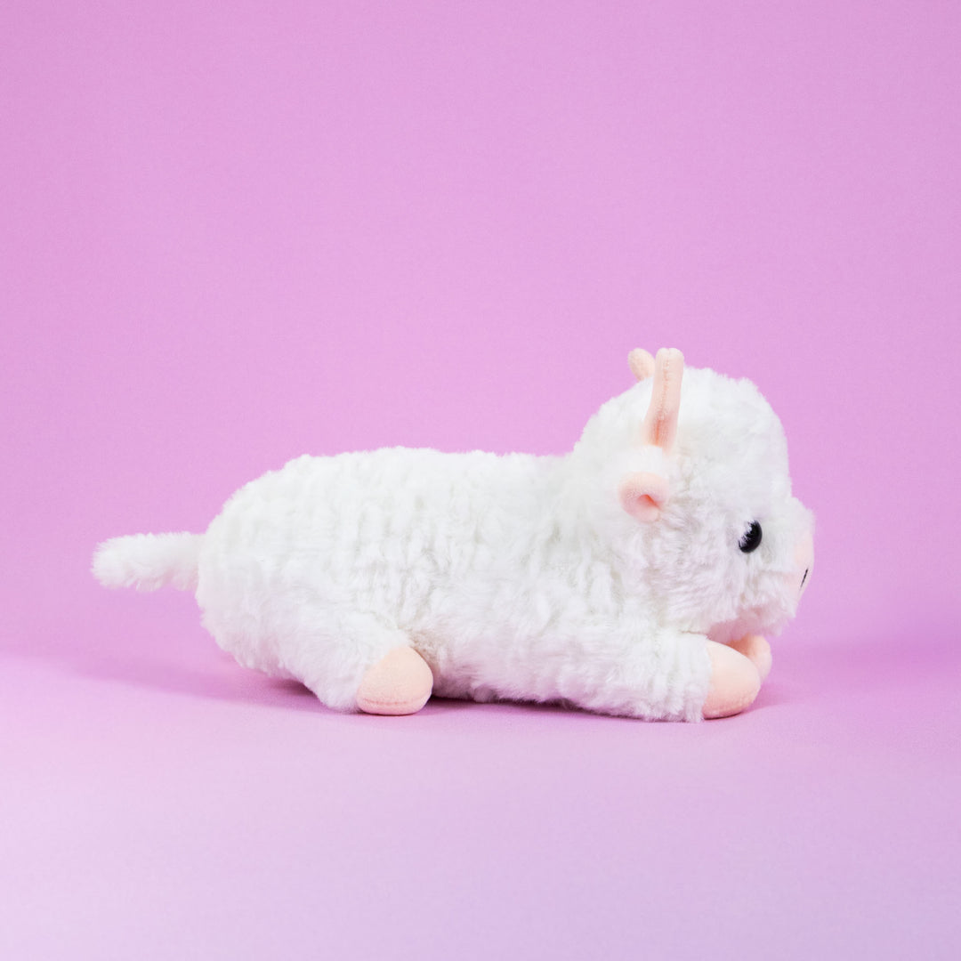 Vacas de peluche al mayoreo, colores café y blanco. Perfectas para regalar, decorar o vender.
