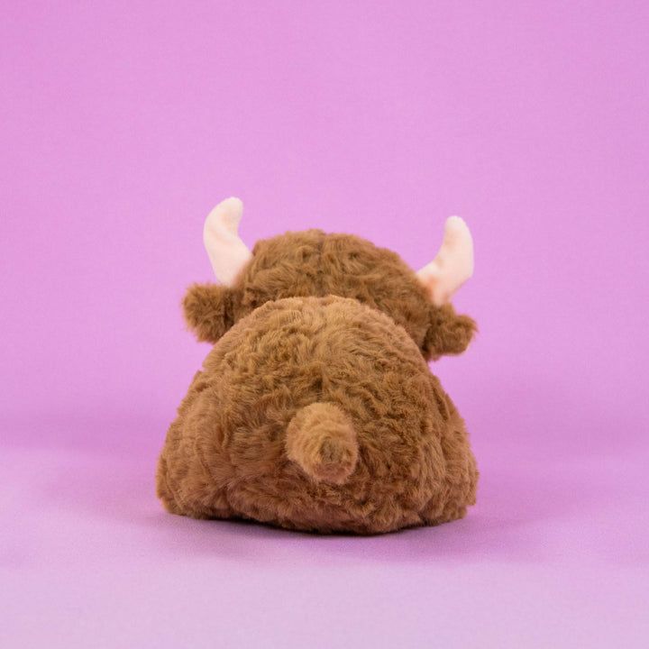 Vacas de peluche al mayoreo, colores café y blanco. Perfectas para regalar, decorar o vender.