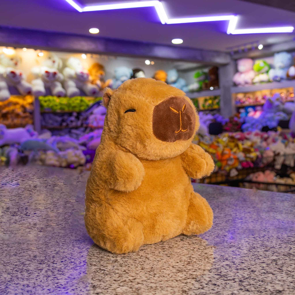 Capibara de peluche color café, perfecta para regalar a niños y niñas 