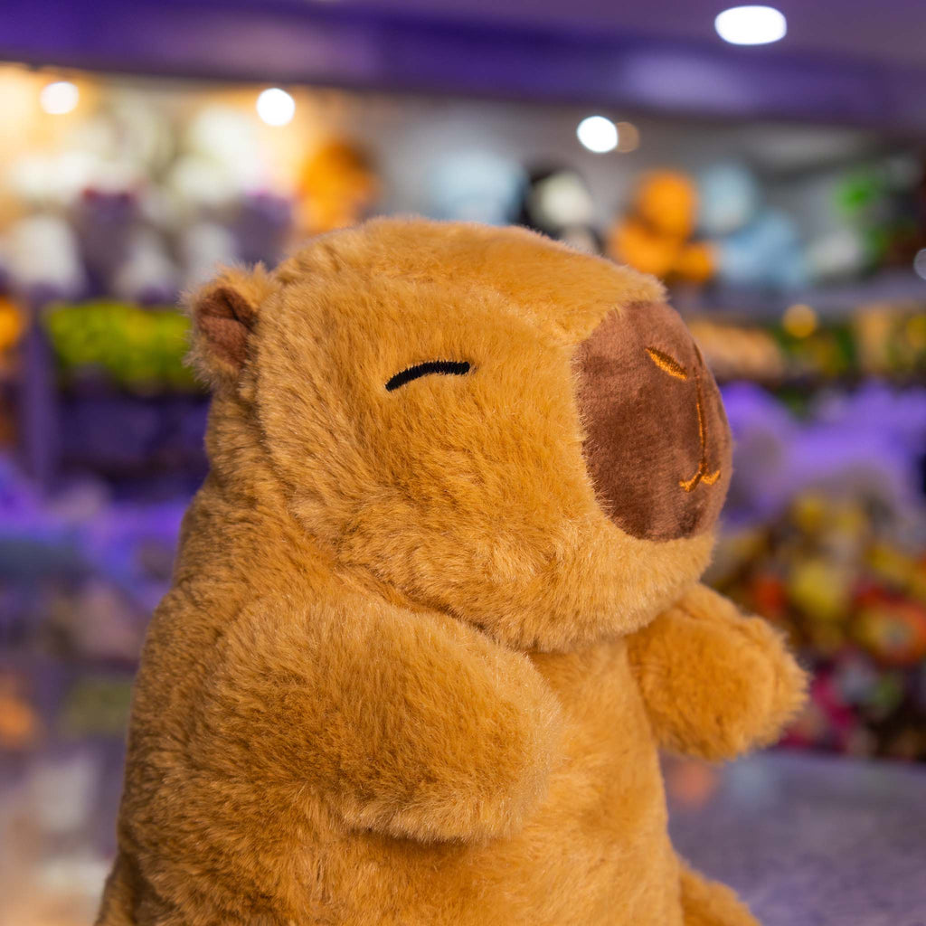 Capibara de peluche color café, perfecta para regalar a niños y niñas 