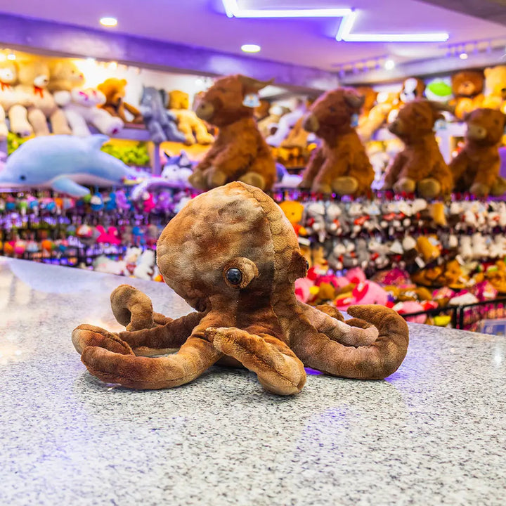 Pulpo de peluche color café, detalles reales. Peluches del mar, marinos 
